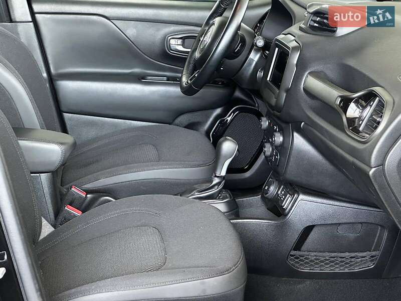 Внедорожник / Кроссовер Jeep Renegade 2020 в Одессе