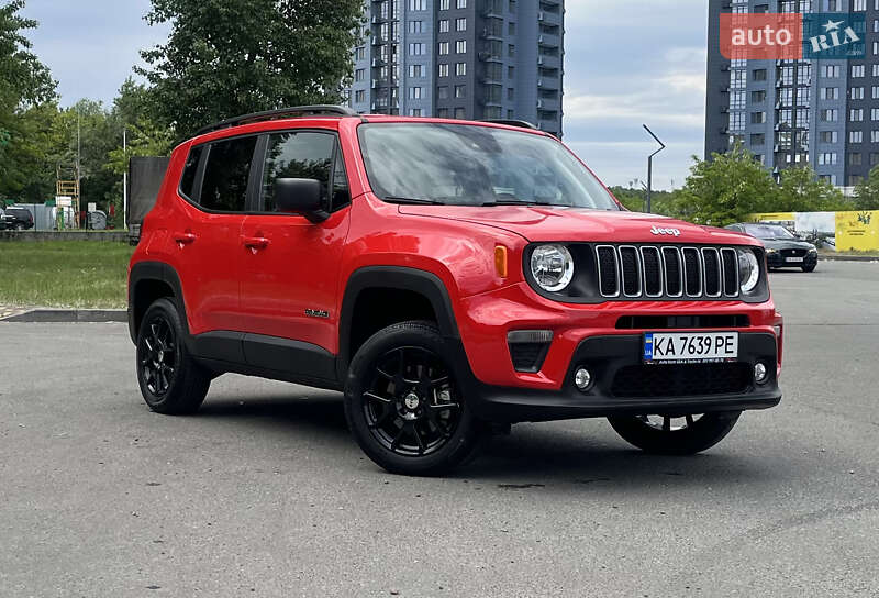 Внедорожник / Кроссовер Jeep Renegade 2022 в 