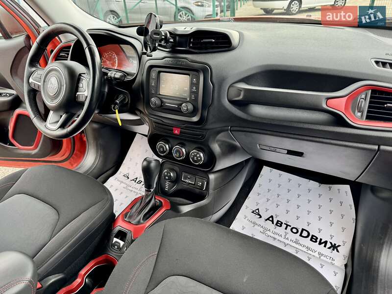 Внедорожник / Кроссовер Jeep Renegade 2015 в Сумах