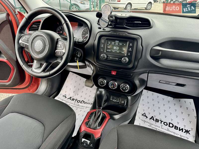 Внедорожник / Кроссовер Jeep Renegade 2015 в Сумах