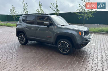 Позашляховик / Кросовер Jeep Renegade 2018 в 
