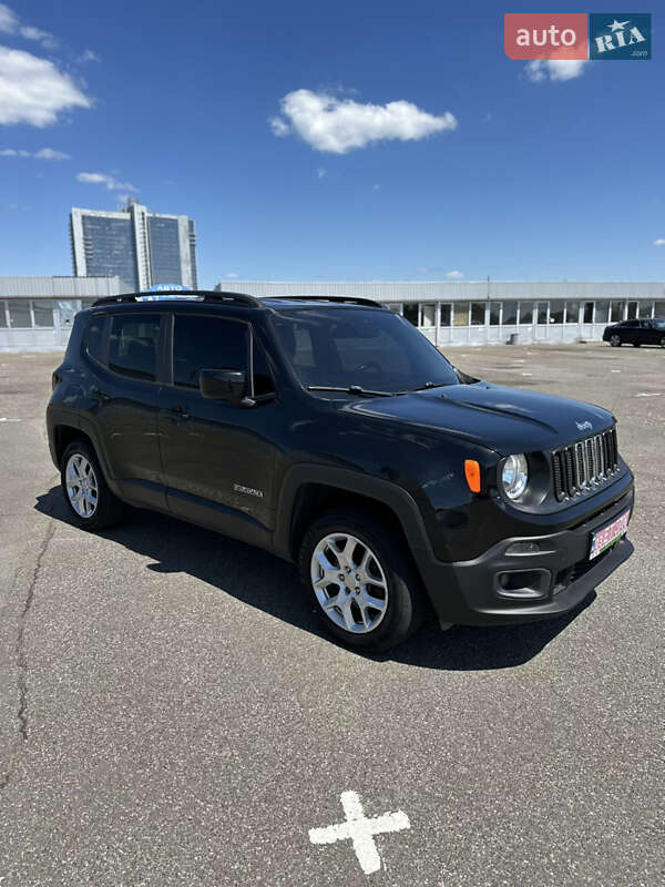 Позашляховик / Кросовер Jeep Renegade 2017 в Києві