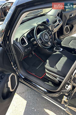 Внедорожник / Кроссовер Jeep Renegade 2017 в 