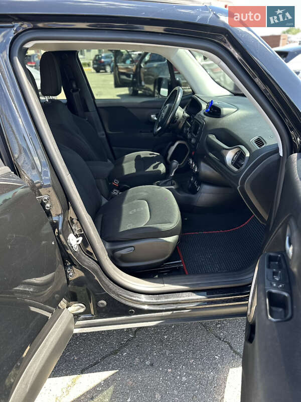 Позашляховик / Кросовер Jeep Renegade 2017 в Києві
