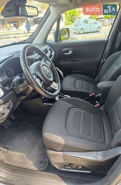 Внедорожник / Кроссовер Jeep Renegade 2018 в 