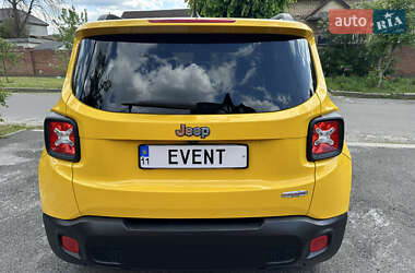 Внедорожник / Кроссовер Jeep Renegade 2015 в 