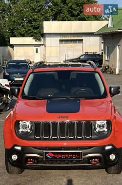 Внедорожник / Кроссовер Jeep Renegade 2015 в 