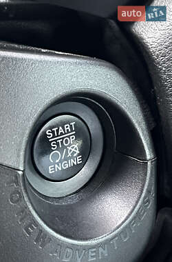 Внедорожник / Кроссовер Jeep Renegade 2015 в 