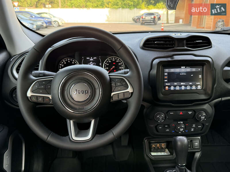 Внедорожник / Кроссовер Jeep Renegade 2018 в Одессе