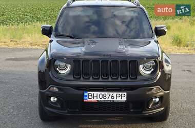 Внедорожник / Кроссовер Jeep Renegade 2016 в 