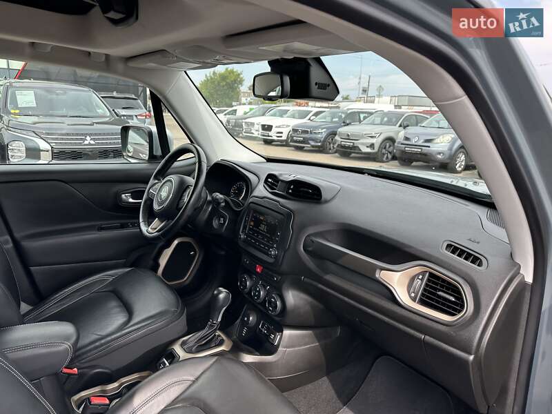 Позашляховик / Кросовер Jeep Renegade 2017 в Києві