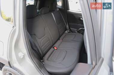 Внедорожник / Кроссовер Jeep Renegade 2021 в 