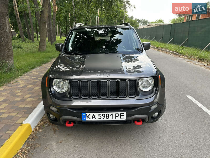 Внедорожник / Кроссовер Jeep Renegade 2020 в Киеве
