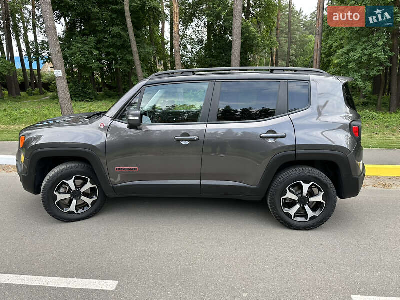 Внедорожник / Кроссовер Jeep Renegade 2020 в Киеве