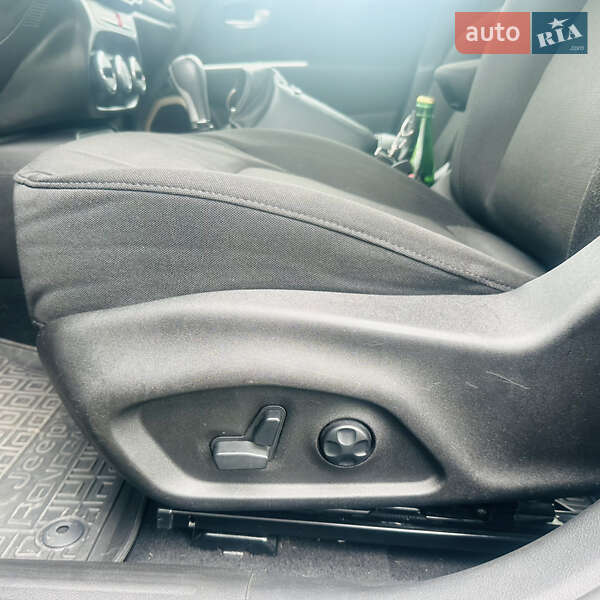 Позашляховик / Кросовер Jeep Renegade 2016 в Івано-Франківську