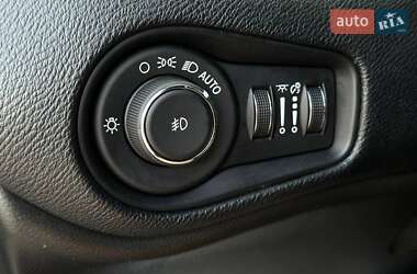 Внедорожник / Кроссовер Jeep Renegade 2019 в 