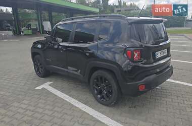 Внедорожник / Кроссовер Jeep Renegade 2015 в 