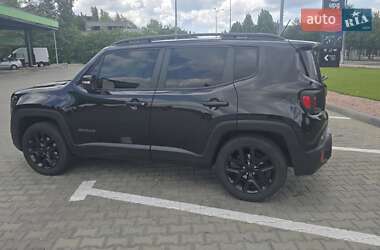 Внедорожник / Кроссовер Jeep Renegade 2015 в 