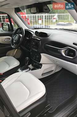 Внедорожник / Кроссовер Jeep Renegade 2018 в 
