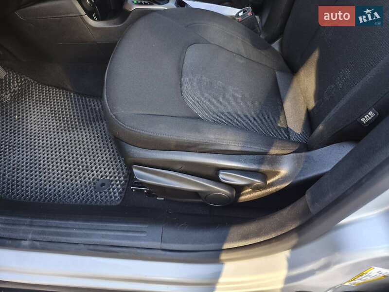 Внедорожник / Кроссовер Jeep Renegade 2016 в Одессе фото 13 Внедорожник / Кроссовер Jeep Renegade 2016 в Одессе