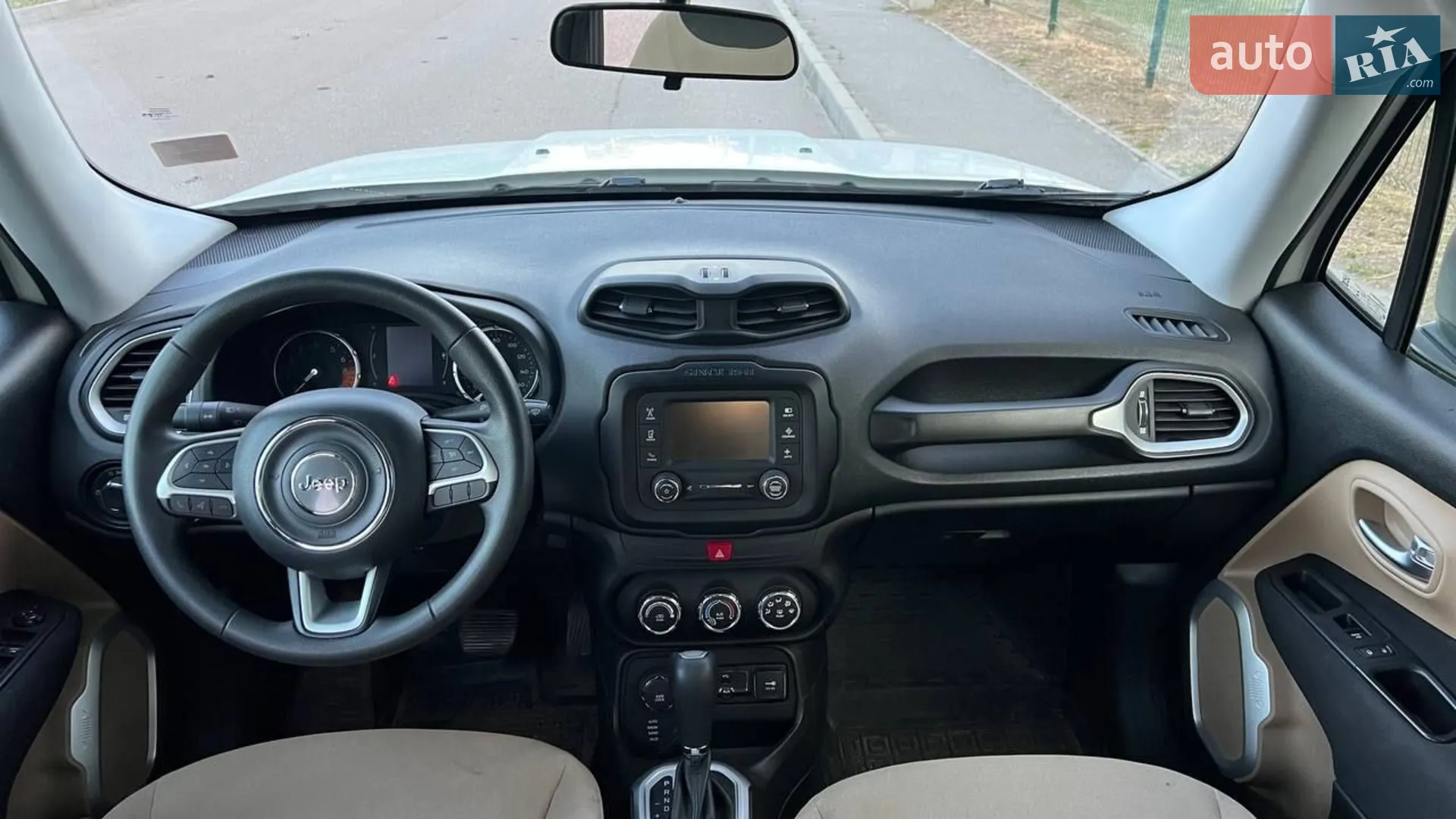 2017 Jeep Renegade - мініатюра 6