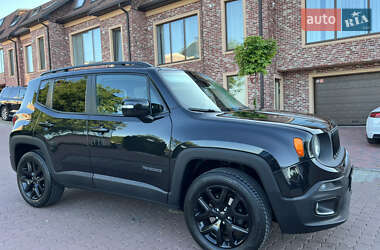 Внедорожник / Кроссовер Jeep Renegade 2016 в 