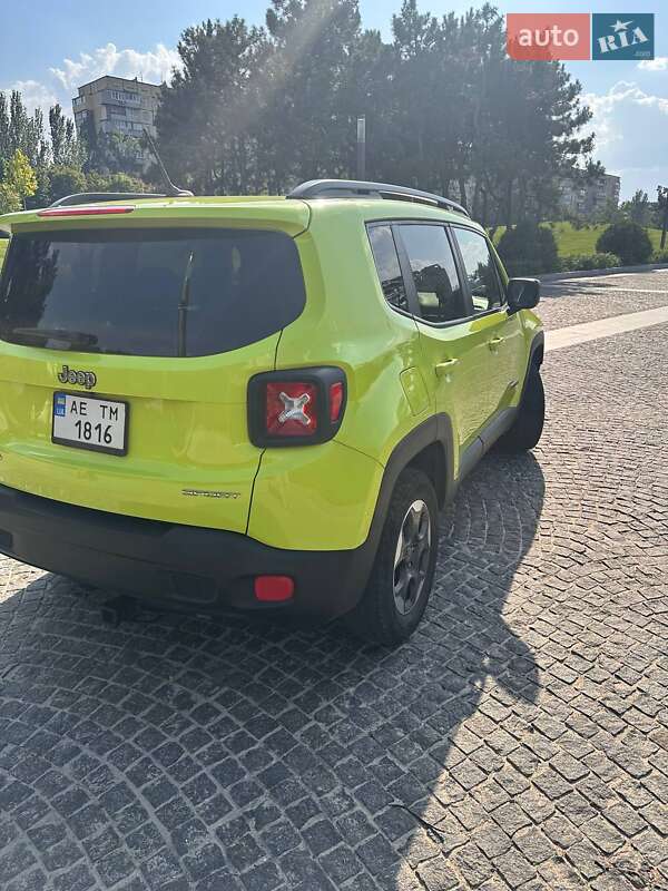 Позашляховик / Кросовер Jeep Renegade 2017 в Дніпрі
