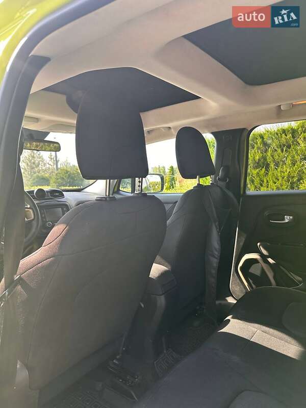 Позашляховик / Кросовер Jeep Renegade 2017 в Дніпрі