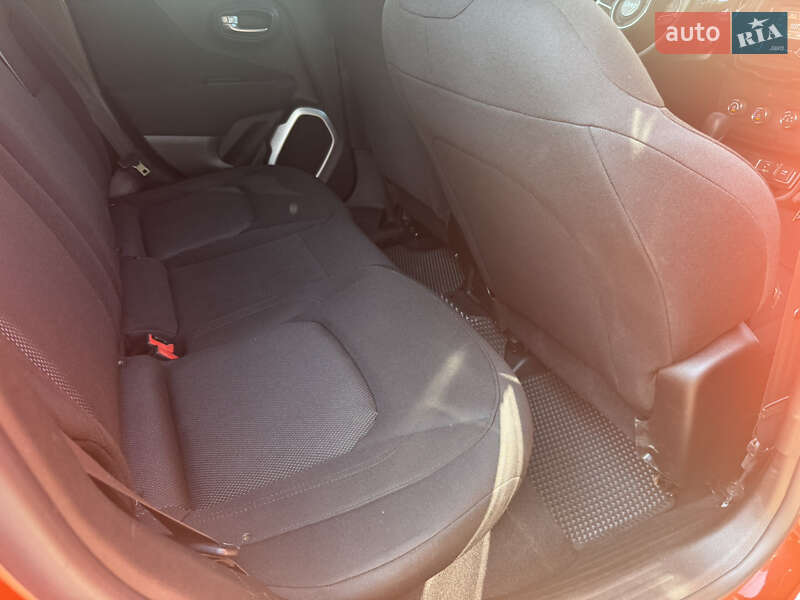 Внедорожник / Кроссовер Jeep Renegade 2018 в Николаеве