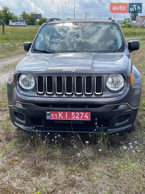 Внедорожник / Кроссовер Jeep Renegade 2017 в 