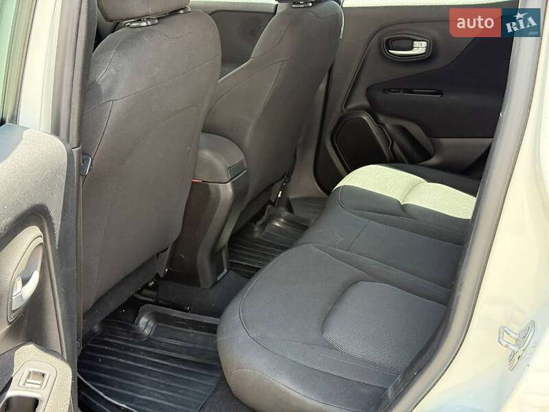 Внедорожник / Кроссовер Jeep Renegade 2019 в Одессе