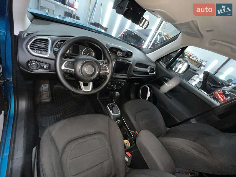 Внедорожник / Кроссовер Jeep Renegade 2020 в Киеве