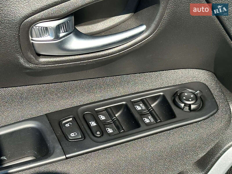 Внедорожник / Кроссовер Jeep Renegade 2021 в Одессе