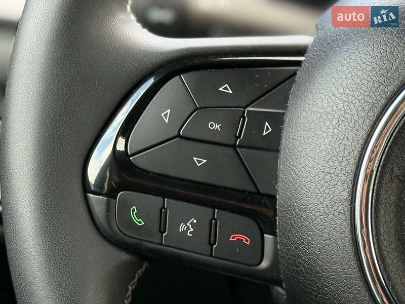 Внедорожник / Кроссовер Jeep Renegade 2021 в Киеве