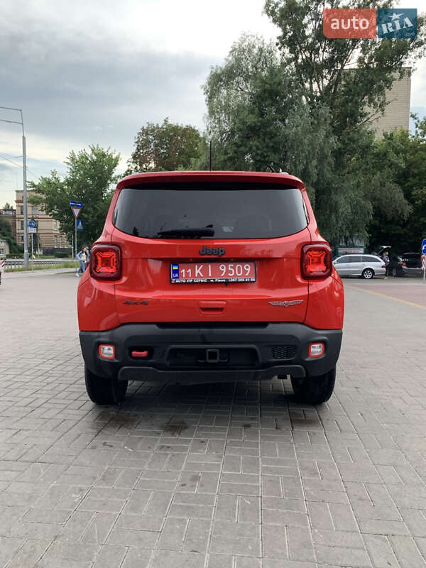 Внедорожник / Кроссовер Jeep Renegade 2019 в Киеве
