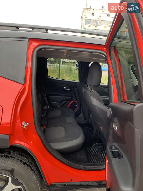 Внедорожник / Кроссовер Jeep Renegade 2019 в Киеве