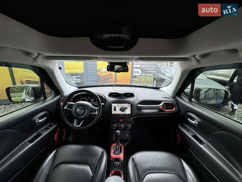Внедорожник / Кроссовер Jeep Renegade 2016 в Стрые