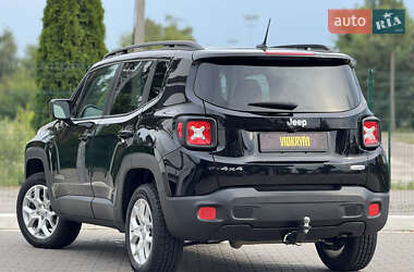 Внедорожник / Кроссовер Jeep Renegade 2016 в 