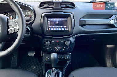 Внедорожник / Кроссовер Jeep Renegade 2018 в 