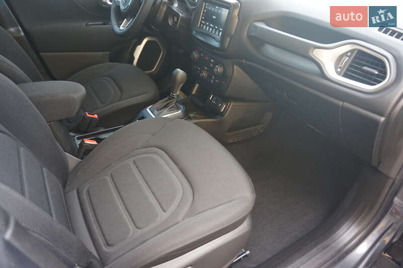 Позашляховик / Кросовер Jeep Renegade 2021 в Самборі