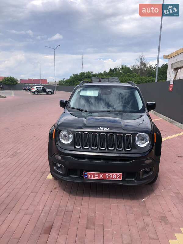 Внедорожник / Кроссовер Jeep Renegade 2016 в Сарнах