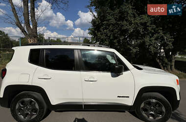 Внедорожник / Кроссовер Jeep Renegade 2016 в Броварах