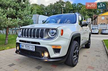 Внедорожник / Кроссовер Jeep Renegade 2021 в 