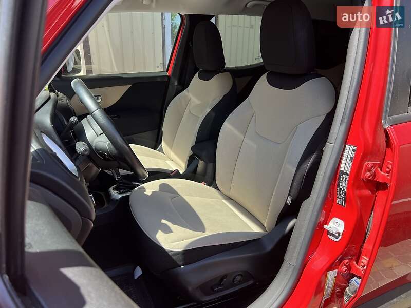 Внедорожник / Кроссовер Jeep Renegade 2015 в Одессе