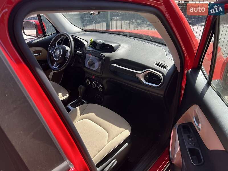 Внедорожник / Кроссовер Jeep Renegade 2015 в Одессе