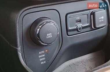Внедорожник / Кроссовер Jeep Renegade 2017 в 