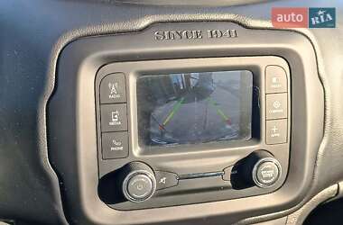 Внедорожник / Кроссовер Jeep Renegade 2017 в 