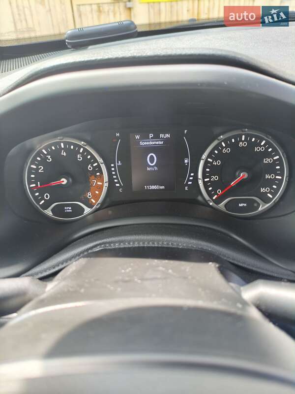 Внедорожник / Кроссовер Jeep Renegade 2018 в Киеве