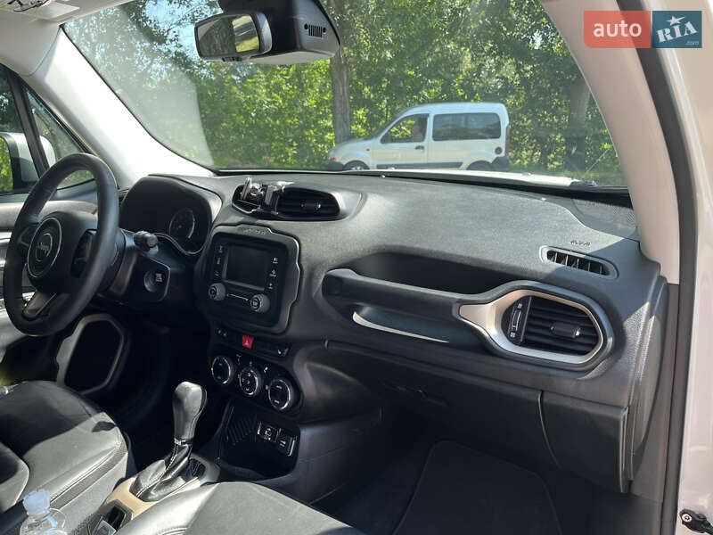 Внедорожник / Кроссовер Jeep Renegade 2015 в Кременчуге