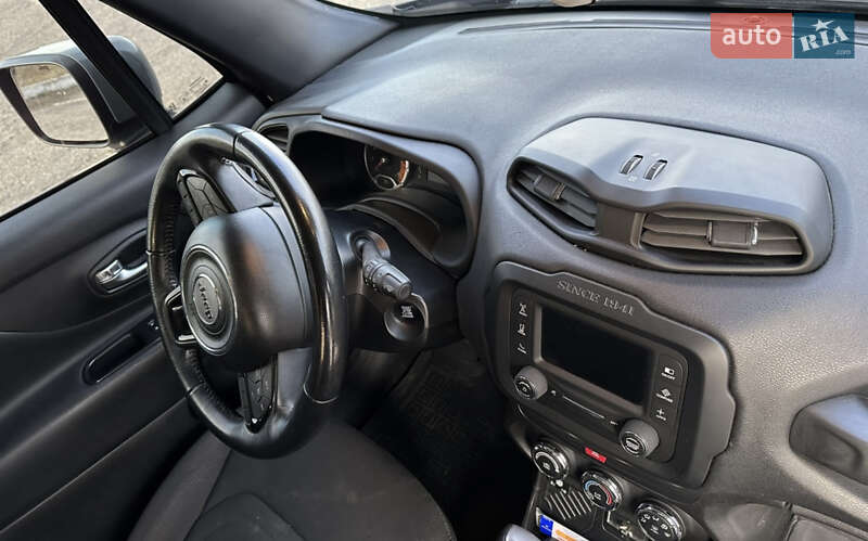 Позашляховик / Кросовер Jeep Renegade 2017 в Одесі